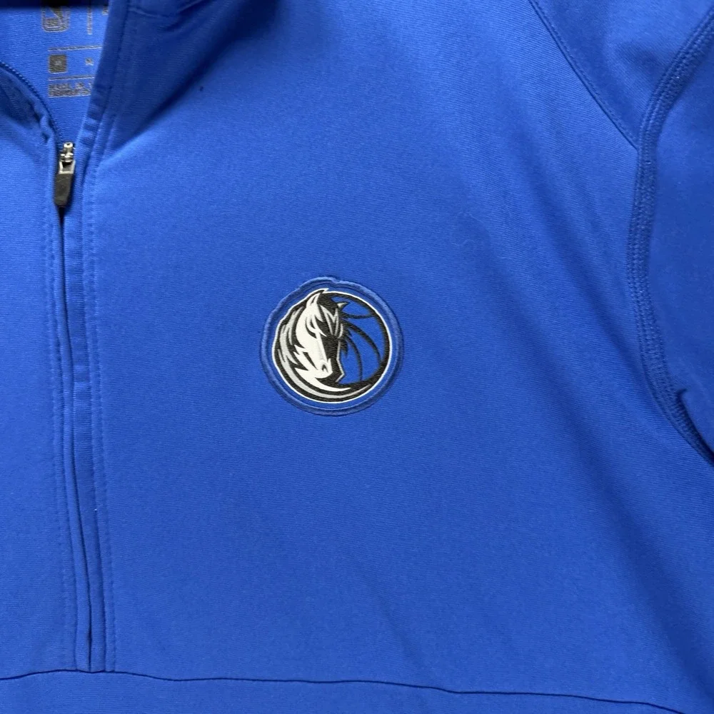 Nike Dallas Mavericks 1/4 Zip Pullover Mens Medium Blue Shirt NBA Dri Fit